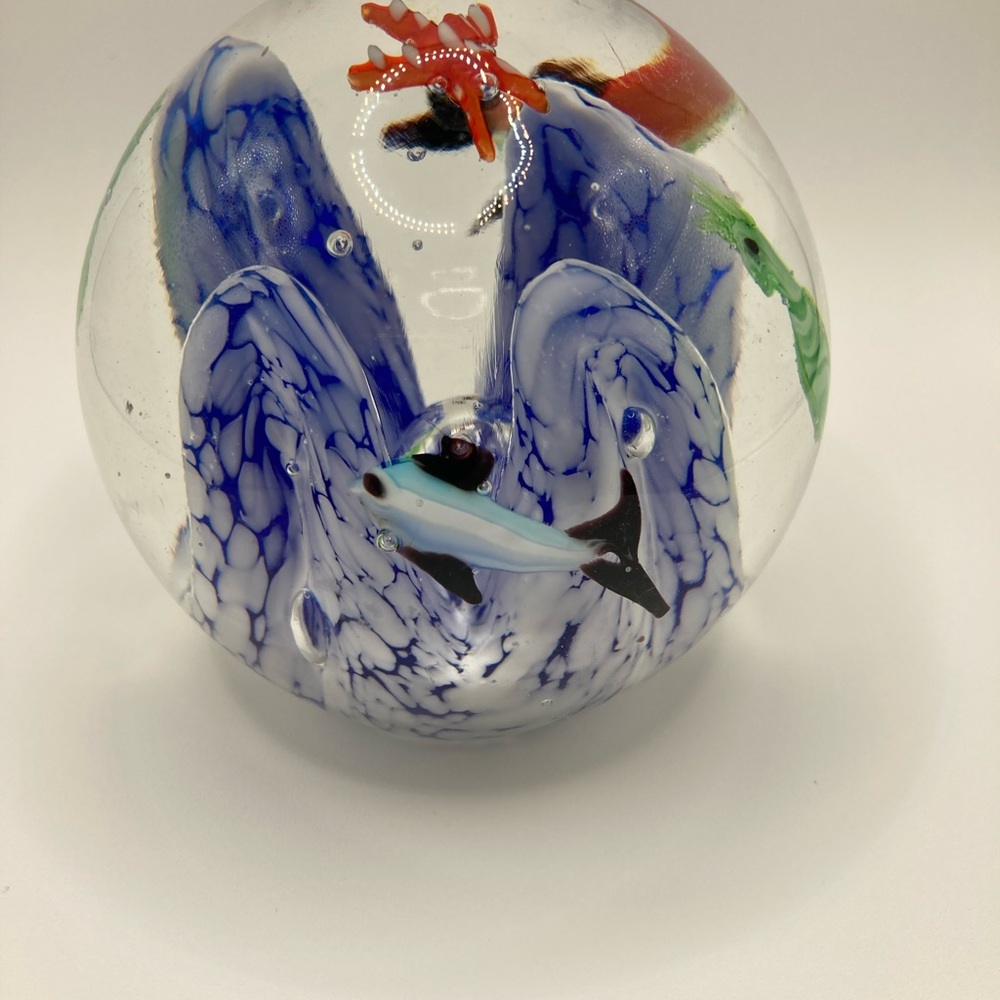 Vintage Coral Reef Glass Paperweight Starfish,Sea Horse, Fish. Polished Bottom